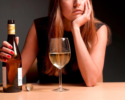 Анонимное лечение женского алкоголизма в Анапе